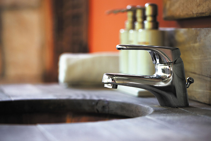 A2B Plumbers are able to fix any leaking taps you may have in Crowthorne. 